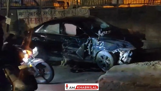 Delhi+Accident%3A+%E0%A4%A4%E0%A5%87%E0%A4%9C+%E0%A4%B0%E0%A4%AB%E0%A5%8D%E0%A4%A4%E0%A4%BE%E0%A4%B0+%E0%A4%95%E0%A4%BE%E0%A4%B0+%E0%A4%95%E0%A4%BE+%E0%A4%95%E0%A4%B9%E0%A4%B0%2C+%E0%A4%A1%E0%A4%BF%E0%A4%B2%E0%A5%80%E0%A4%B5%E0%A4%B0%E0%A5%80+%E0%A4%AC%E0%A5%89%E0%A4%AF+%E0%A4%95%E0%A5%80+%E0%A4%AE%E0%A5%8C%E0%A4%A4%3B+%E0%A4%86%E0%A4%B0%E0%A5%8B%E0%A4%AA%E0%A5%80+%E0%A4%A1%E0%A5%8D%E0%A4%B0%E0%A4%BE%E0%A4%87%E0%A4%B5%E0%A4%B0+%E0%A4%97%E0%A4%BF%E0%A4%B0%E0%A4%AB%E0%A5%8D%E0%A4%A4%E0%A4%BE%E0%A4%B0