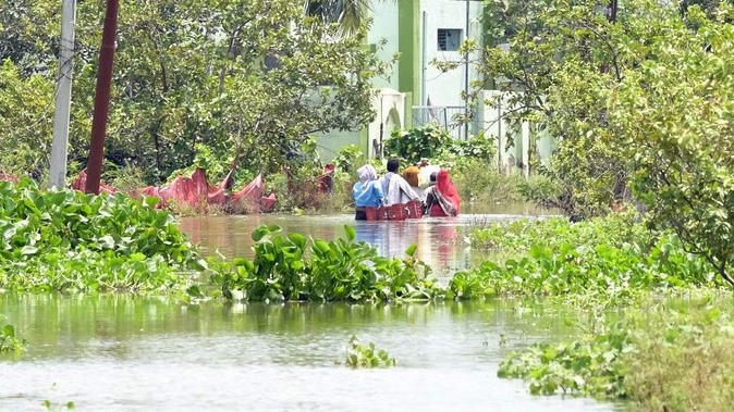 %E0%A4%AF%E0%A5%82%E0%A4%AA%E0%A5%80%3A+%E0%A4%95%E0%A4%BE%E0%A4%A8%E0%A4%AA%E0%A5%81%E0%A4%B0+%E0%A4%B8%E0%A5%87+%E0%A4%9C%E0%A5%81%E0%A4%A1%E0%A4%BC%E0%A5%87+%E0%A4%87%E0%A4%A8+%E0%A4%9C%E0%A4%BF%E0%A4%B2%E0%A5%8B%E0%A4%82+%E0%A4%AE%E0%A5%87%E0%A4%82+%E0%A4%A4%E0%A5%80%E0%A4%B8%E0%A4%B0%E0%A5%80+%E0%A4%AC%E0%A4%BE%E0%A4%B0+%E0%A4%AC%E0%A4%BE%E0%A4%A2%E0%A4%BC+%E0%A4%A6%E0%A4%B0%E0%A5%8D%E0%A4%9C%E0%A4%A8%E0%A5%8B%E0%A4%82+%E0%A4%97%E0%A4%BE%E0%A4%81%E0%A4%B5+%E0%A4%9C%E0%A4%B2%E0%A4%AE%E0%A4%97%E0%A5%8D%E0%A4%A8%2C+%E0%A4%96%E0%A4%BE%E0%A4%A6%E0%A5%8D%E0%A4%AF%E0%A4%BE%E0%A4%A8%E0%A5%8D%E0%A4%A8+%E0%A4%B8%E0%A4%82%E0%A4%95%E0%A4%9F%3B+%E0%A4%85%E0%A4%97%E0%A4%B2%E0%A5%87+48+%E0%A4%98%E0%A4%82%E0%A4%9F%E0%A5%8B%E0%A4%82+%E0%A4%95%E0%A5%87+%E0%A4%B2%E0%A4%BF%E0%A4%8F+%E0%A4%85%E0%A4%B2%E0%A4%B0%E0%A5%8D%E0%A4%9F%E2%80%A6