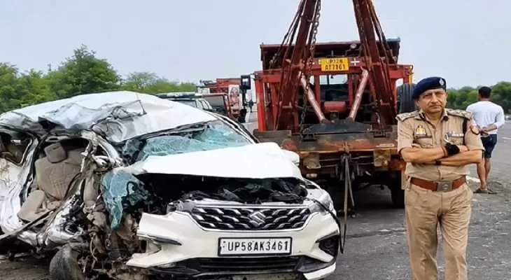 UP+Road+Accident%3A+%E0%A4%86%E0%A4%97%E0%A4%B0%E0%A4%BE-%E0%A4%B2%E0%A4%96%E0%A4%A8%E0%A4%8A+%E0%A4%8F%E0%A4%95%E0%A5%8D%E0%A4%B8%E0%A4%AA%E0%A5%8D%E0%A4%B0%E0%A5%87%E0%A4%B8%E0%A4%B5%E0%A5%87+%E0%A4%AA%E0%A4%B0+%E0%A4%AD%E0%A5%80%E0%A4%B7%E0%A4%A3+%E0%A4%B9%E0%A4%BE%E0%A4%A6%E0%A4%B8%E0%A4%BE%2C+%E0%A4%AC%E0%A4%B8-%E0%A4%95%E0%A4%BE%E0%A4%B0+%E0%A4%95%E0%A5%80+%E0%A4%9F%E0%A4%95%E0%A5%8D%E0%A4%95%E0%A4%B0+%E0%A4%AE%E0%A5%87%E0%A4%82+%E0%A4%AA%E0%A4%BE%E0%A4%82%E0%A4%9A+%E0%A4%95%E0%A5%80+%E0%A4%AE%E0%A5%8C%E0%A4%A4%2C+%E0%A4%95%E0%A4%88+%E0%A4%98%E0%A4%BE%E0%A4%AF%E0%A4%B2