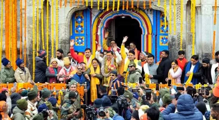 Uttarakhand%3A+%E0%A4%AC%E0%A4%BE%E0%A4%AC%E0%A4%BE+%E0%A4%95%E0%A5%87%E0%A4%A6%E0%A4%BE%E0%A4%B0+%E0%A4%95%E0%A5%87+%E0%A4%A6%E0%A4%B0%E0%A5%8D%E0%A4%B6%E0%A4%A8+%E0%A4%B6%E0%A5%81%E0%A4%B0%E0%A5%82%2C+%E0%A4%95%E0%A4%AA%E0%A4%BE%E0%A4%9F+%E0%A4%96%E0%A5%81%E0%A4%B2%E0%A4%A4%E0%A5%87+%E0%A4%B9%E0%A5%80+%E0%A4%97%E0%A5%82%E0%A4%82%E0%A4%9C%E0%A5%87+%E0%A4%9C%E0%A4%AF%E0%A4%95%E0%A4%BE%E0%A4%B0%E0%A5%87%3B+%E0%A4%AA%E0%A5%80%E0%A4%8F%E0%A4%AE+%E0%A4%AE%E0%A5%8B%E0%A4%A6%E0%A5%80+%E0%A4%A8%E0%A5%87+%E0%A4%AC%E0%A4%A4%E0%A4%BE%E0%A4%8F+5+%E0%A4%B8%E0%A4%82%E0%A4%95%E0%A4%B2%E0%A5%8D%E0%A4%AA