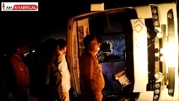 UP%3A+%E0%A4%AF%E0%A4%AE%E0%A5%81%E0%A4%A8%E0%A4%BE+%E0%A4%8F%E0%A4%95%E0%A5%8D%E0%A4%B8%E0%A4%AA%E0%A5%8D%E0%A4%B0%E0%A5%87%E0%A4%B8-%E0%A4%B5%E0%A5%87+%E0%A4%AA%E0%A4%B0+%E0%A4%A4%E0%A5%87%E0%A4%9C+%E0%A4%A7%E0%A4%AE%E0%A4%BE%E0%A4%95%E0%A4%BE%2C+%E0%A4%AC%E0%A4%B8%E0%A5%87%E0%A4%82-%E0%A4%95%E0%A4%BE%E0%A4%B0%E0%A5%87%E0%A4%82+%E0%A4%9C%E0%A4%B2%E0%A4%95%E0%A4%B0+%E0%A4%96%E0%A4%BE%E0%A4%95%3B+%E0%A4%9B%E0%A4%B9+%E0%A4%95%E0%A5%80+%E0%A4%9C%E0%A4%BF%E0%A4%82%E0%A4%A6%E0%A4%BE+%E0%A4%9C%E0%A4%B2%E0%A4%95%E0%A4%B0+%E0%A4%AE%E0%A5%8C%E0%A4%A4