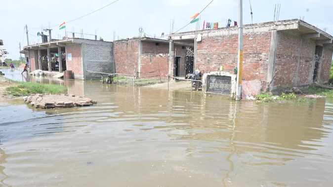 %E0%A4%AF%E0%A5%82%E0%A4%AA%E0%A5%80%3A+%E0%A4%95%E0%A4%BE%E0%A4%A8%E0%A4%AA%E0%A5%81%E0%A4%B0+%E0%A4%B8%E0%A5%87+%E0%A4%9C%E0%A5%81%E0%A4%A1%E0%A4%BC%E0%A5%87+%E0%A4%87%E0%A4%A8+%E0%A4%9C%E0%A4%BF%E0%A4%B2%E0%A5%8B%E0%A4%82+%E0%A4%AE%E0%A5%87%E0%A4%82+%E0%A4%A4%E0%A5%80%E0%A4%B8%E0%A4%B0%E0%A5%80+%E0%A4%AC%E0%A4%BE%E0%A4%B0+%E0%A4%AC%E0%A4%BE%E0%A4%A2%E0%A4%BC+%E0%A4%A6%E0%A4%B0%E0%A5%8D%E0%A4%9C%E0%A4%A8%E0%A5%8B%E0%A4%82+%E0%A4%97%E0%A4%BE%E0%A4%81%E0%A4%B5+%E0%A4%9C%E0%A4%B2%E0%A4%AE%E0%A4%97%E0%A5%8D%E0%A4%A8%2C+%E0%A4%96%E0%A4%BE%E0%A4%A6%E0%A5%8D%E0%A4%AF%E0%A4%BE%E0%A4%A8%E0%A5%8D%E0%A4%A8+%E0%A4%B8%E0%A4%82%E0%A4%95%E0%A4%9F%3B+%E0%A4%85%E0%A4%97%E0%A4%B2%E0%A5%87+48+%E0%A4%98%E0%A4%82%E0%A4%9F%E0%A5%8B%E0%A4%82+%E0%A4%95%E0%A5%87+%E0%A4%B2%E0%A4%BF%E0%A4%8F+%E0%A4%85%E0%A4%B2%E0%A4%B0%E0%A5%8D%E0%A4%9F%E2%80%A6